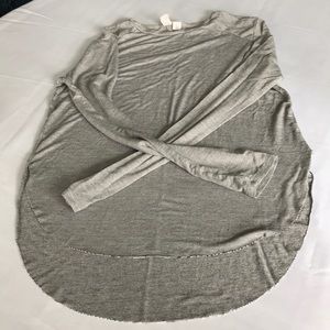 🦀Melroe and Market women’s T-shirt size xs rayon